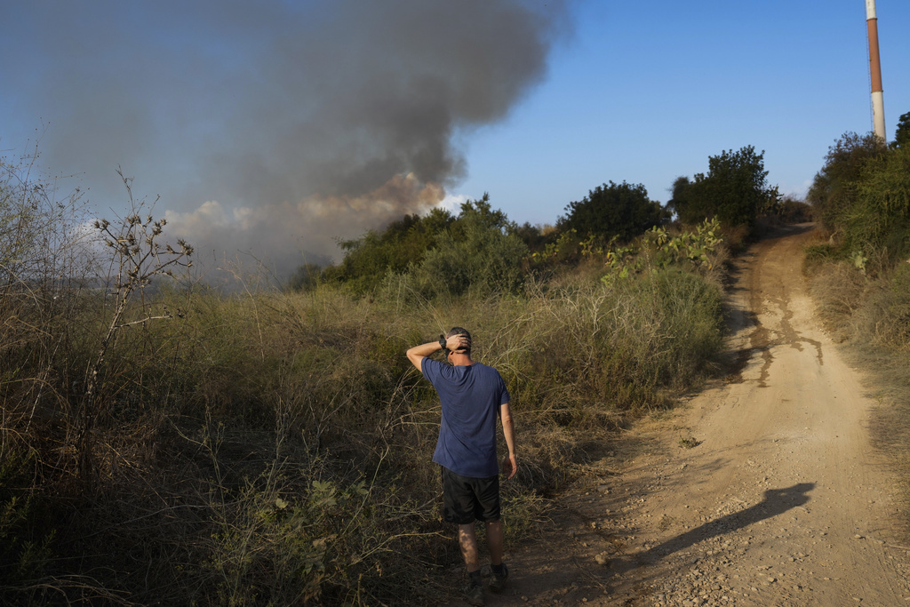 Missile Fired from Yemen Lands in Open Area in Central Israel, Sets Off Air Raid Sirens