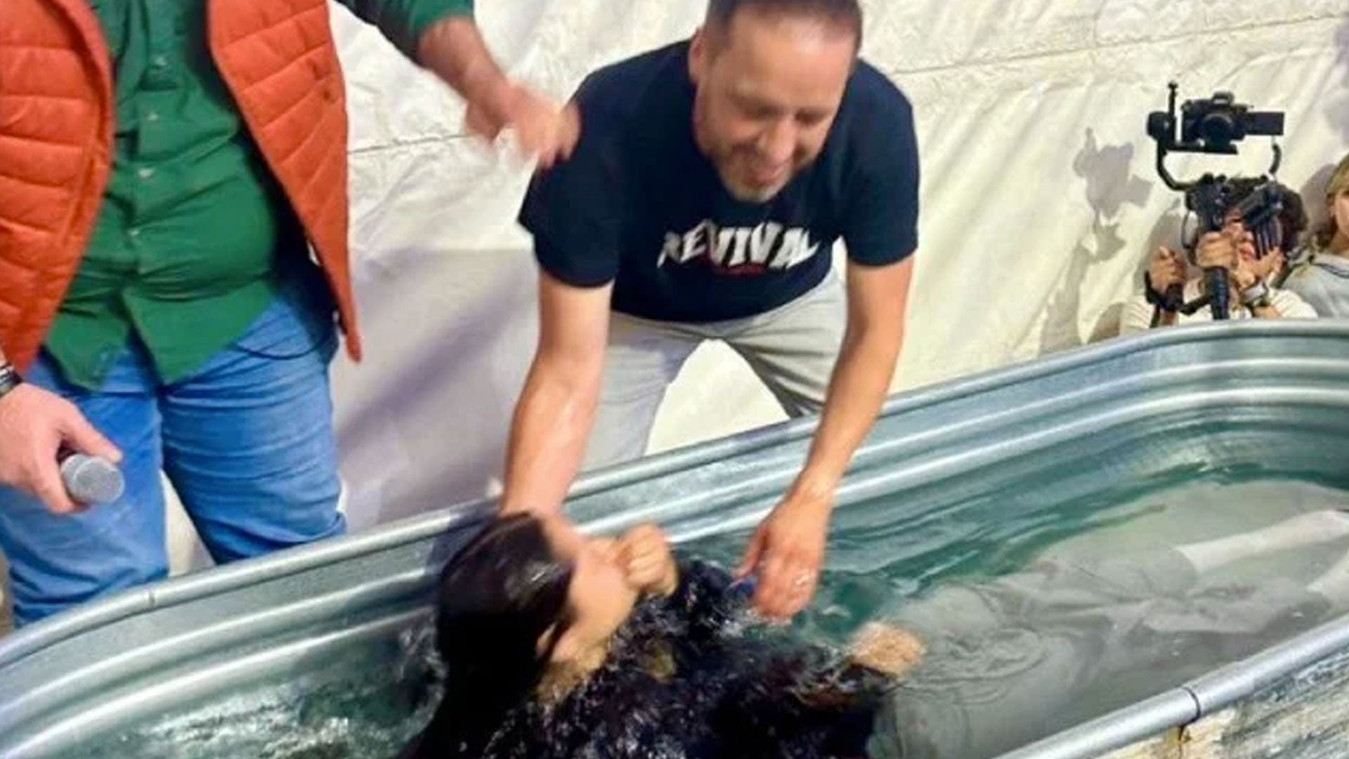 'Miracle': Massive Revival Effort on Southern Border Where Countless Are Being Baptized, Healed