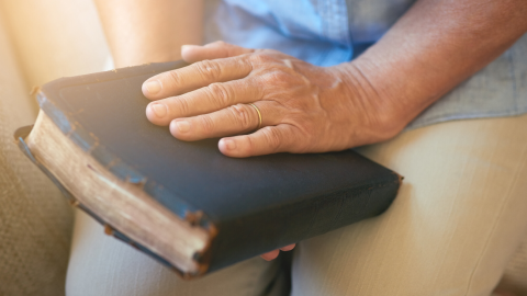 hand-old-bible-1200.png