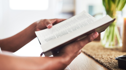 reading-holy-bible-1200.png